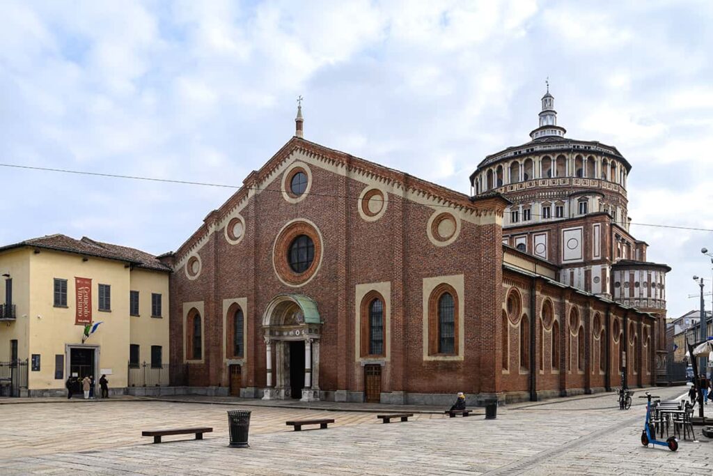 Santa Maria delle Grazie in Milaan. in de naastgelegen refter schilderde Da Vinci zijn Laatste Avondmaal